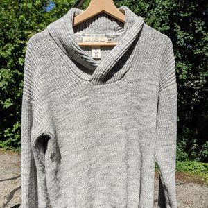 H&M Men's Gray Cowl-Necked Cotton Sweater - Small